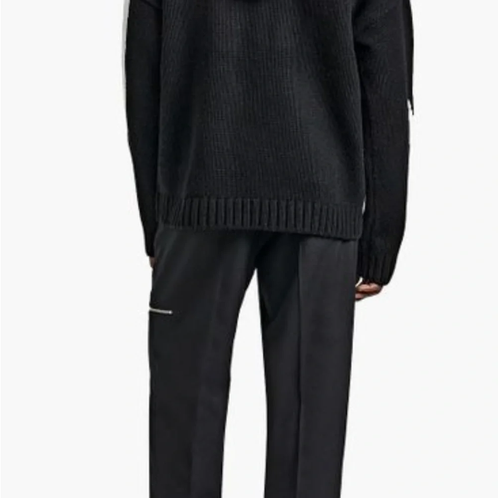 JW Anderson - Picture 4 of 6